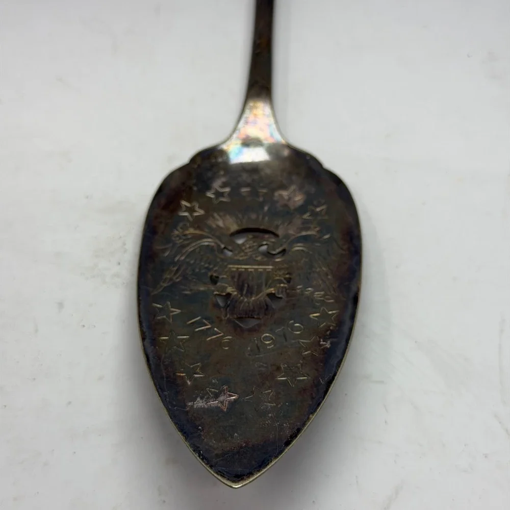 Vintage 1776-1976 US‎ Bicentennial Commemorative Spoon Eagle Shield Hammered